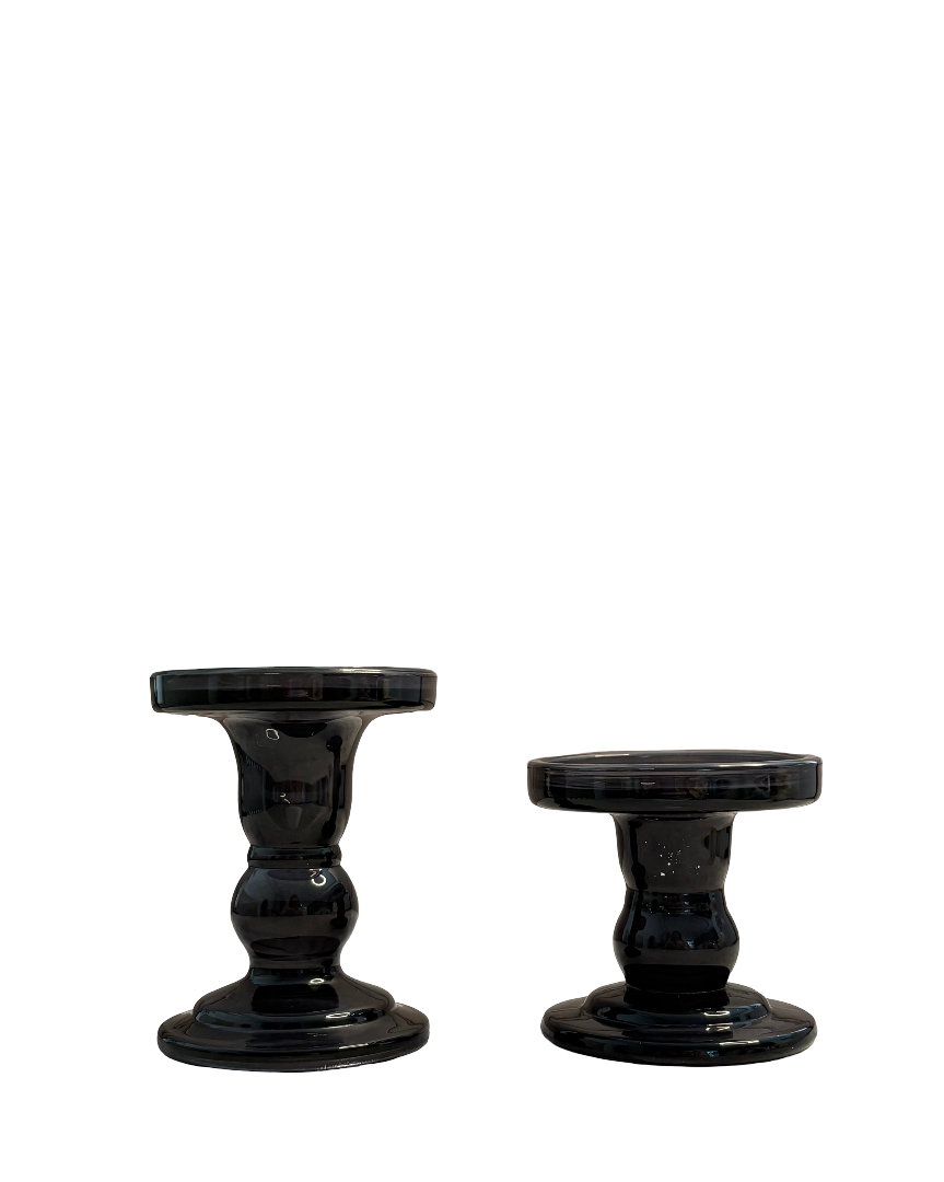Set de candelabros de vidrio negro