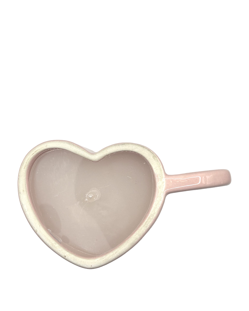 Vela aromática a fresa en taza de cerámica