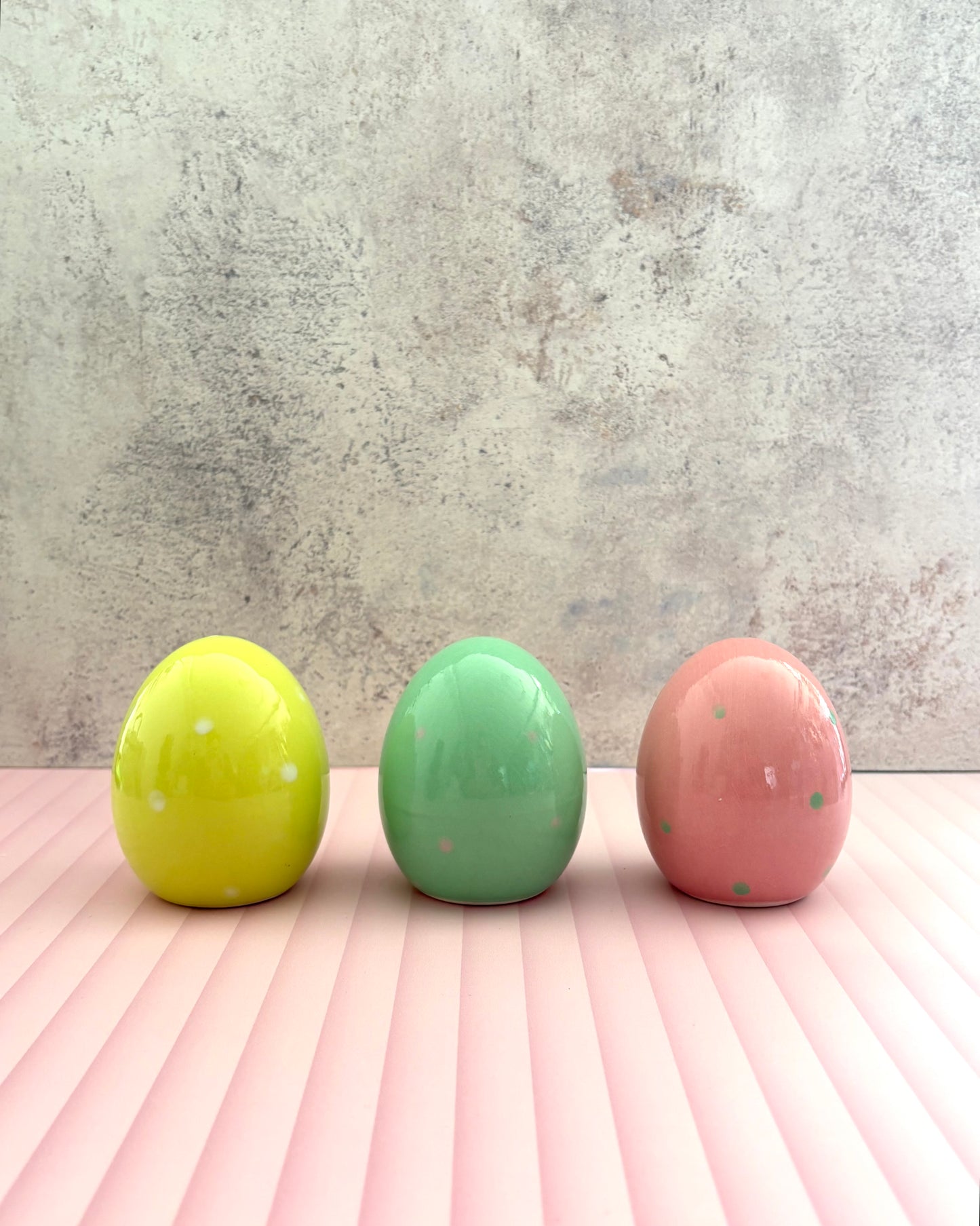 Figuras de cerámica Huevos de Pascua