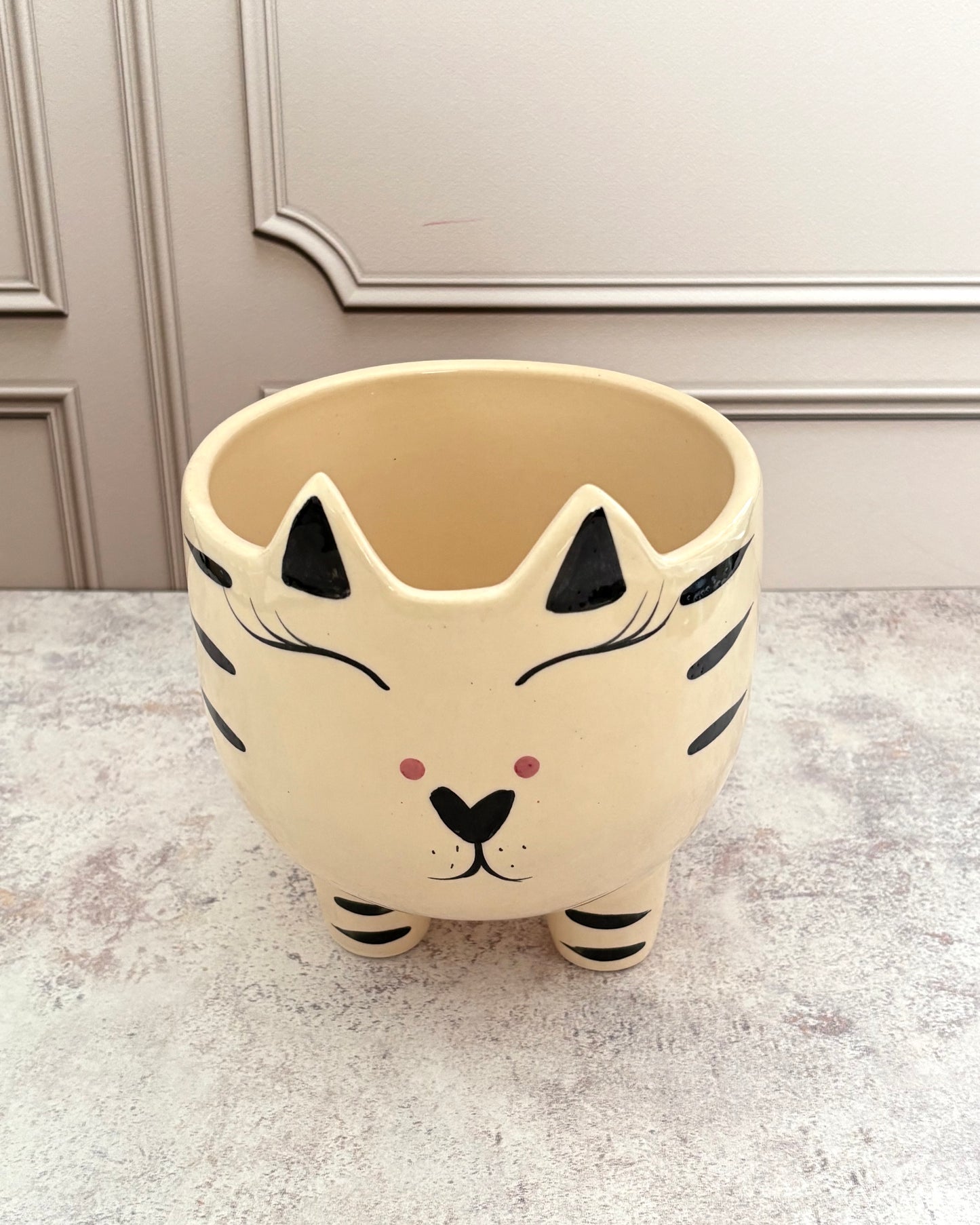 Maceta de cerámica felino grande