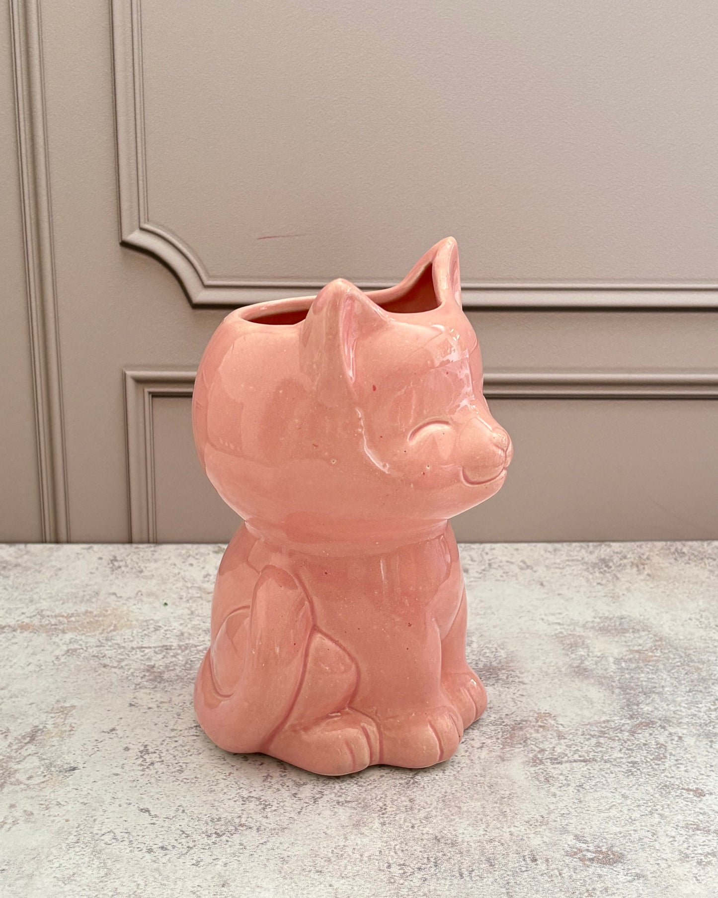 Maceta de cerámica forma de gato rosa