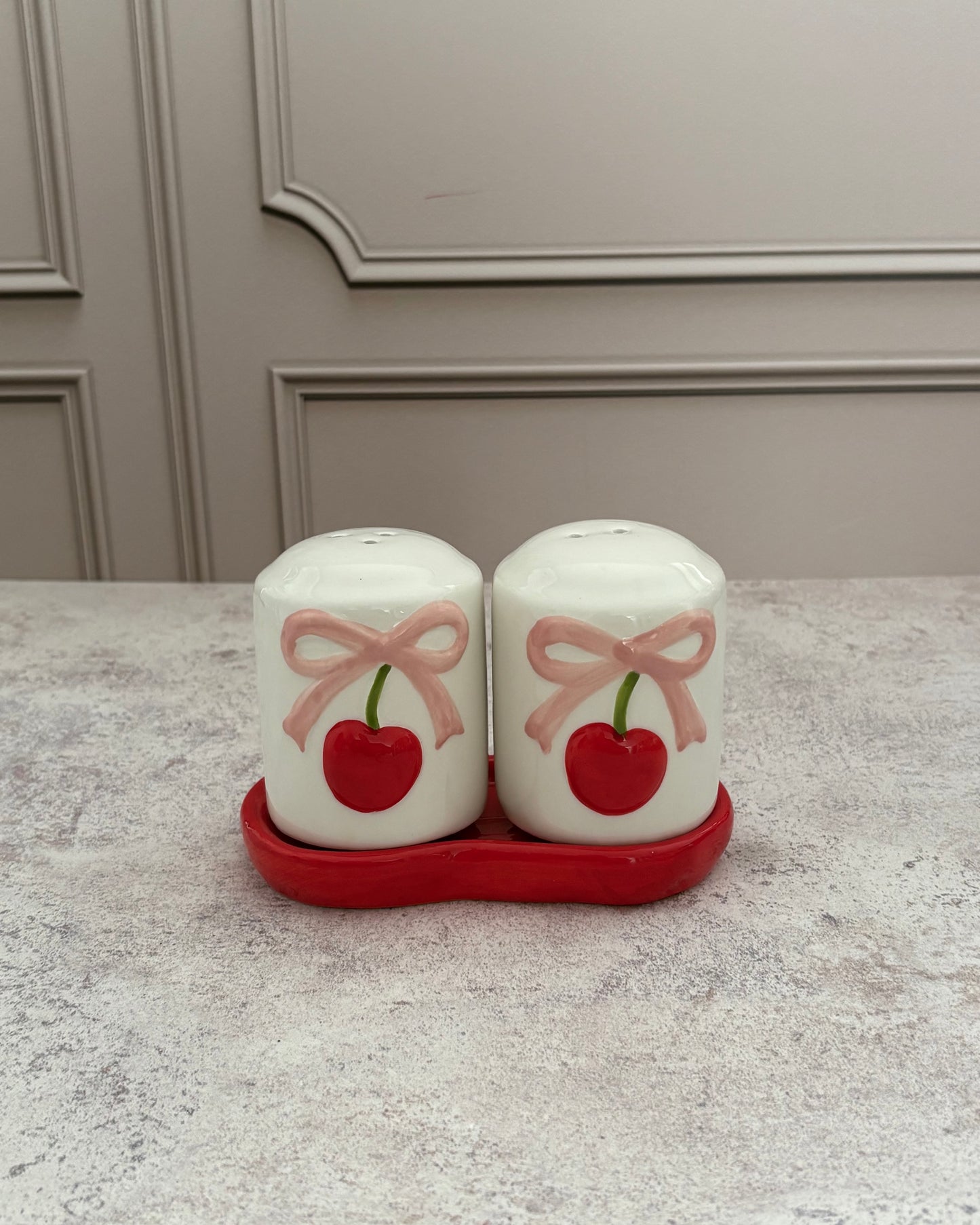 Set de salero y pimentero Cherry