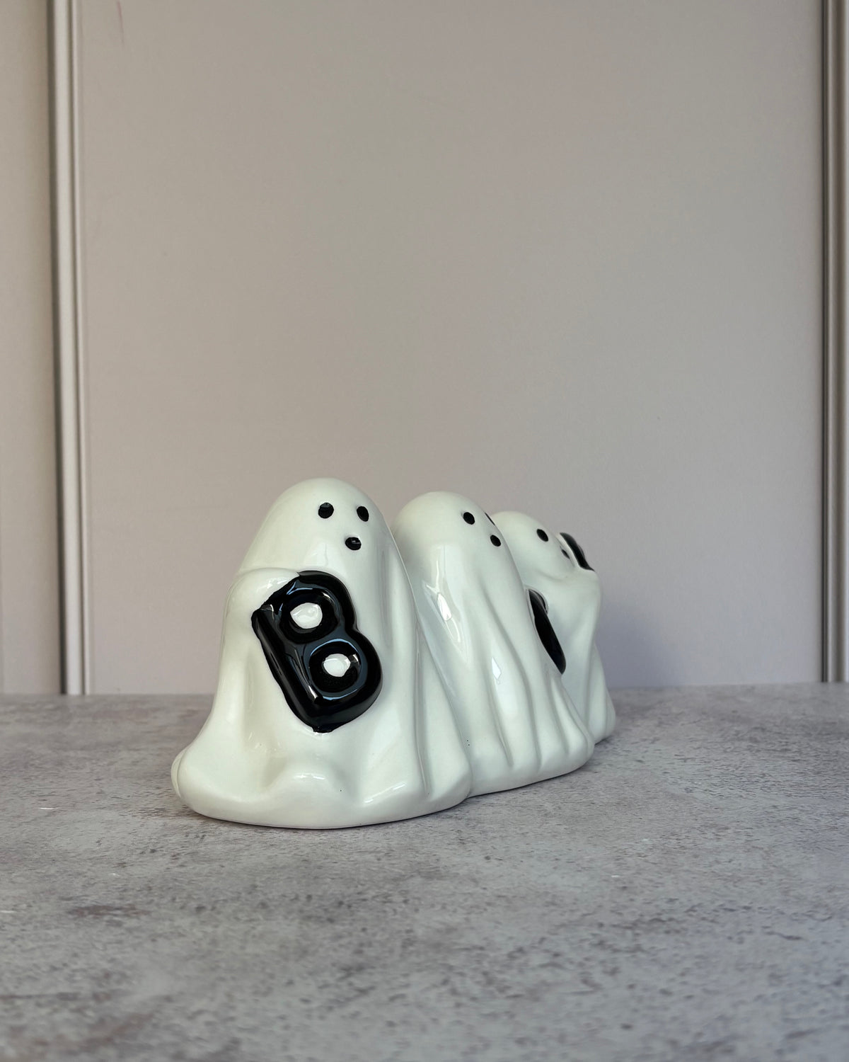 Figura decorativa de cerámica Boo