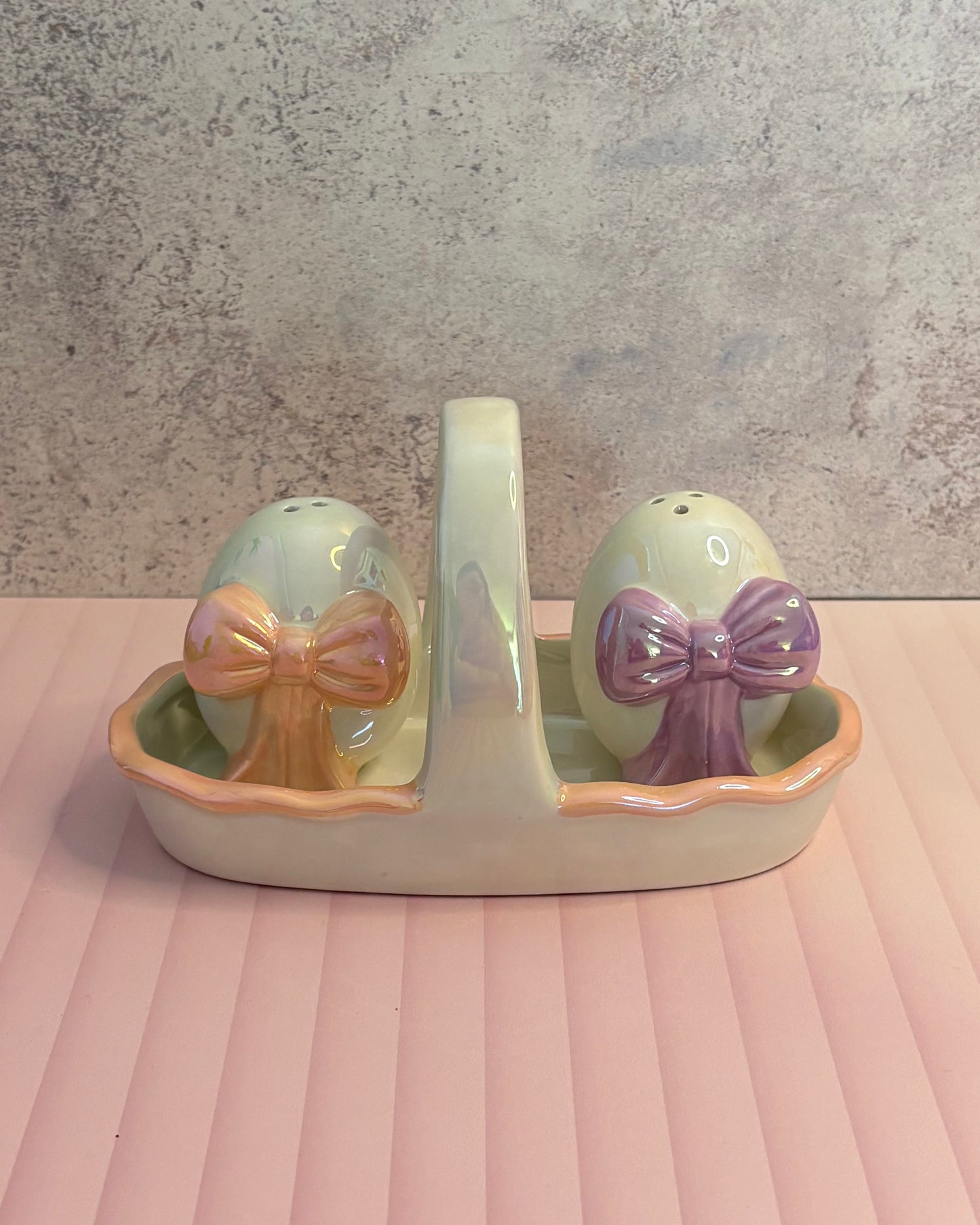 Juego de Salero y Pimentero en cerámica de Pascua Coquette