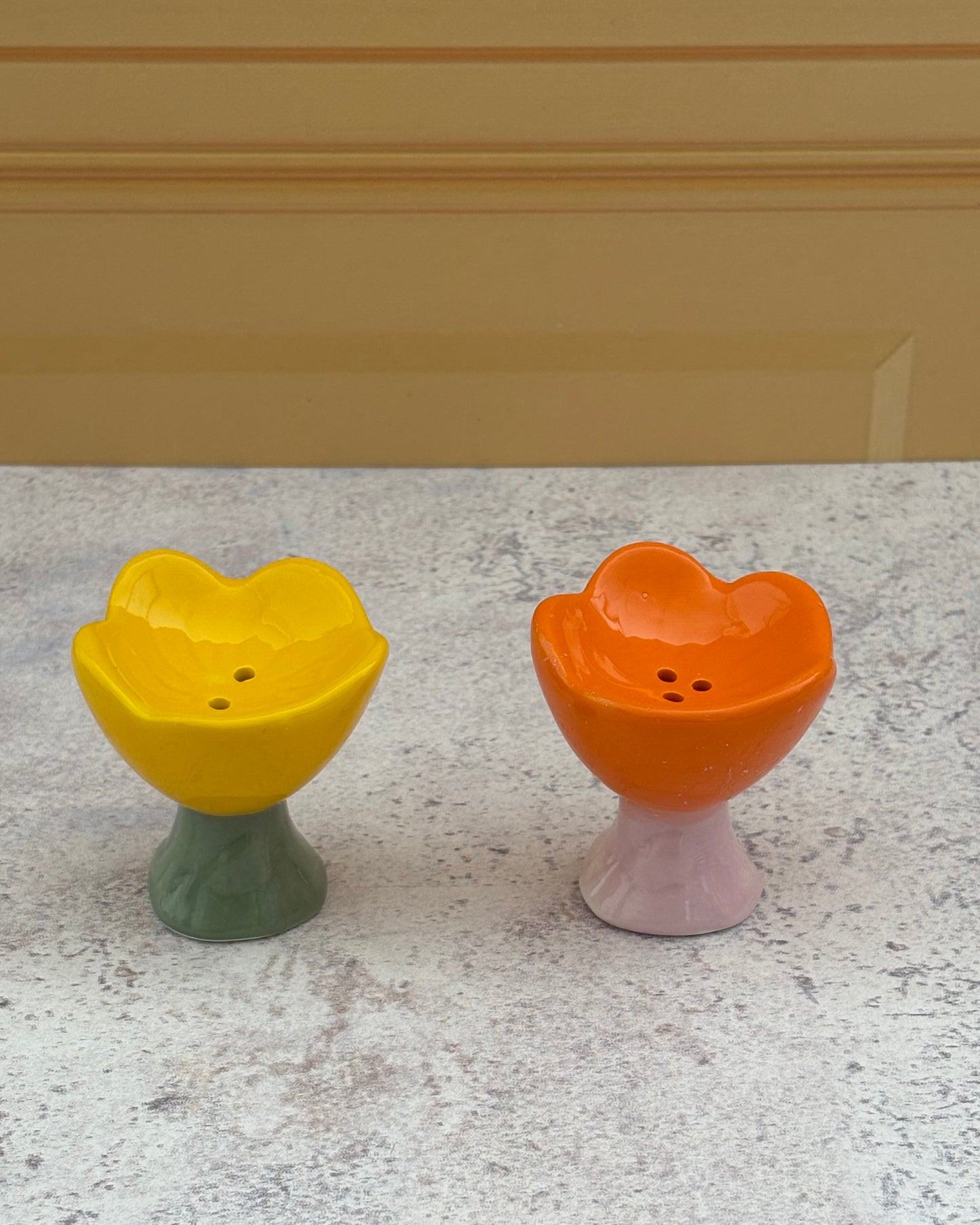 Salero y pimentero de cerámica Primavera