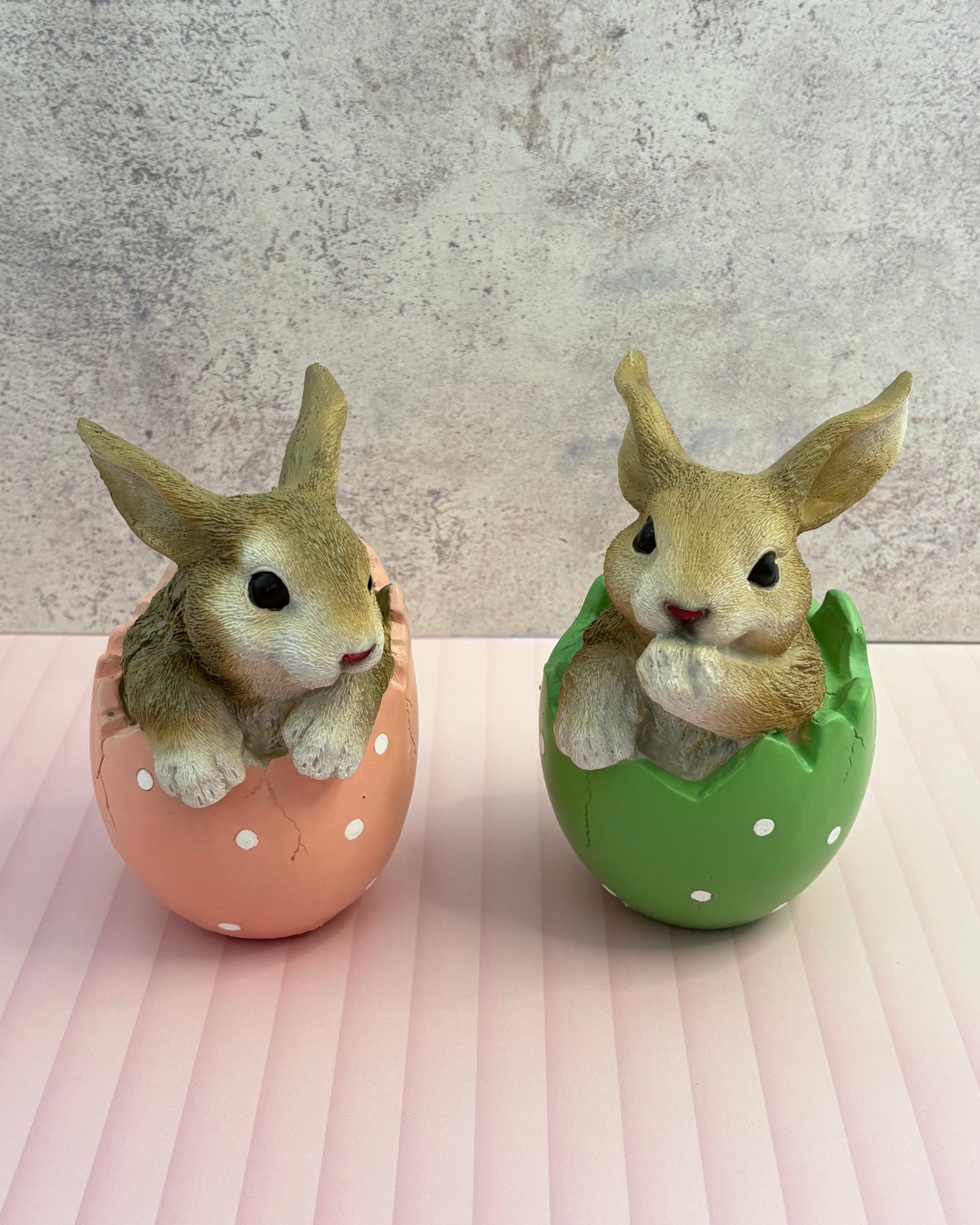 Set de figuras decorativas de resina de Pascua Lemon & Blush