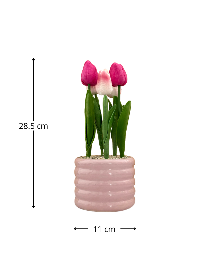 Arreglo floral con tulipanes artificiales