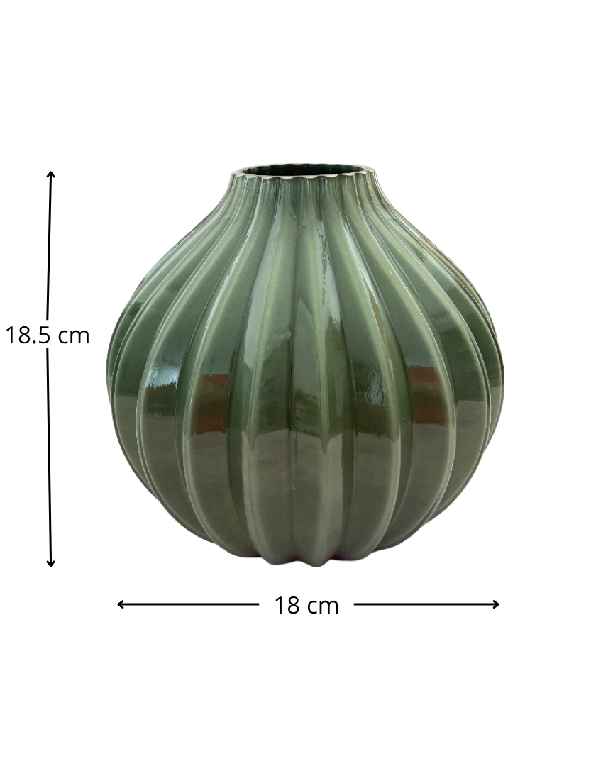 Florero de  vidrio contemporáneo