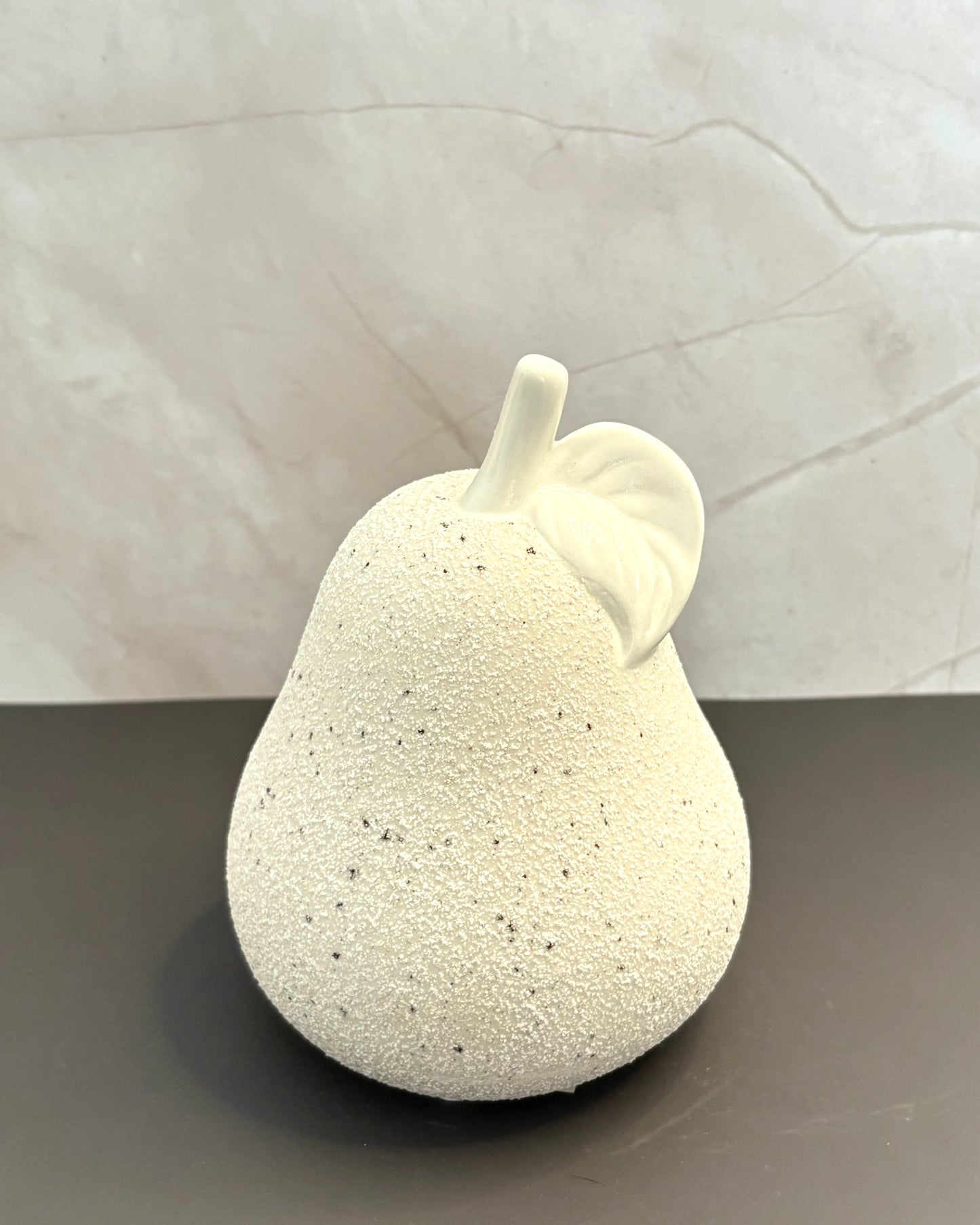 Figura Decorativa Pera Bai