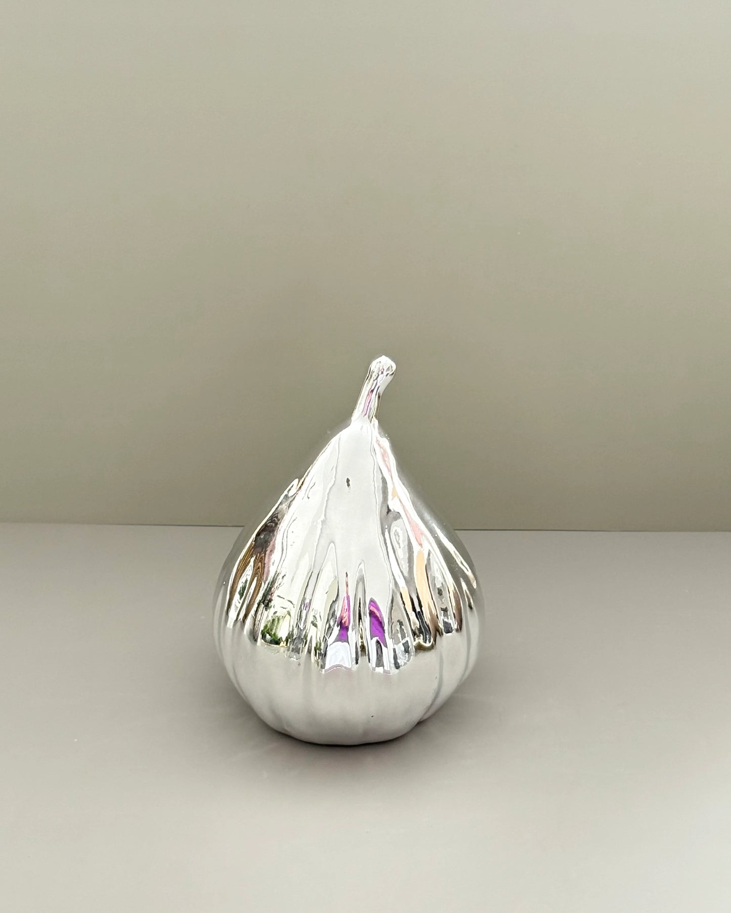 Figura Decorativa Pera Silvery