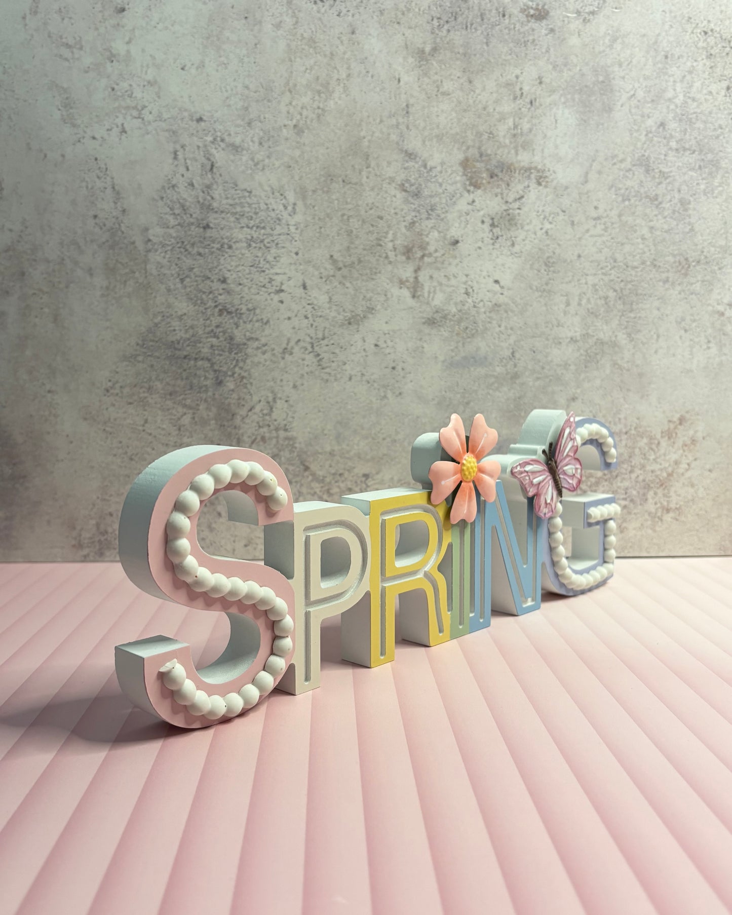 Figura Decorativa de Pascua y Verano
