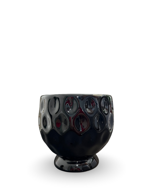 Maceta negra de cerámica chica Uvia Copa