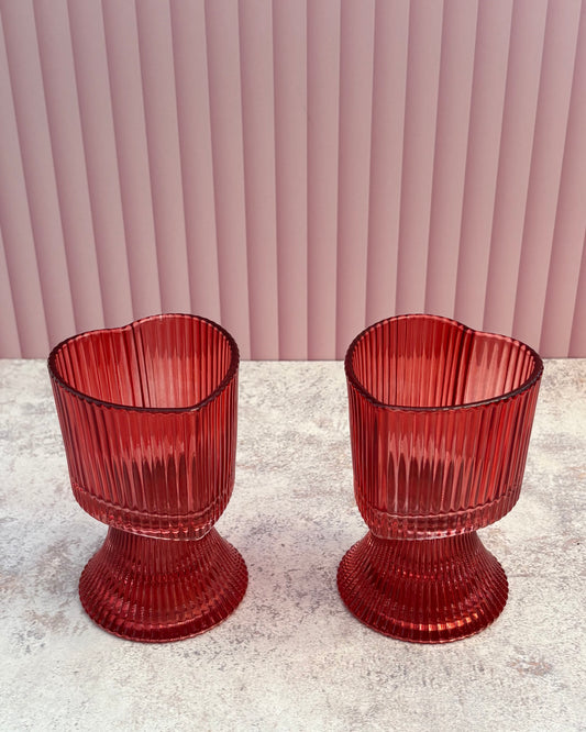 Set de copas rojas de vidrio en forma de corazón Love