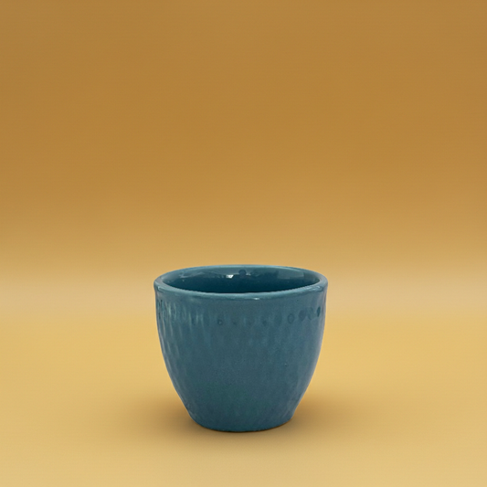 Maceta pequeña cerámica azul